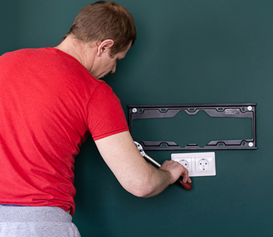 TV Mounting  Service in Ontario